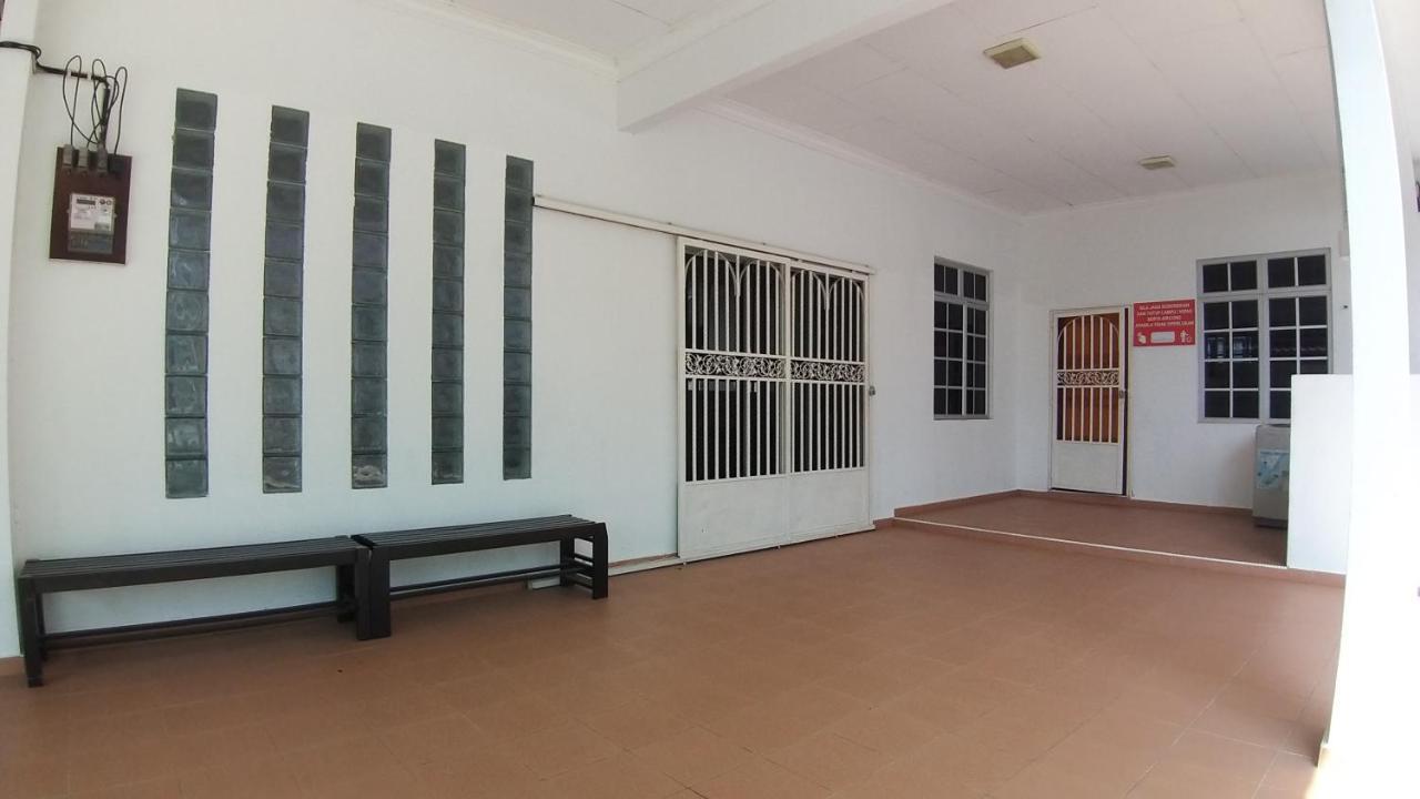 Seri Dusun Sepang Homestay & Event Space Exterior photo